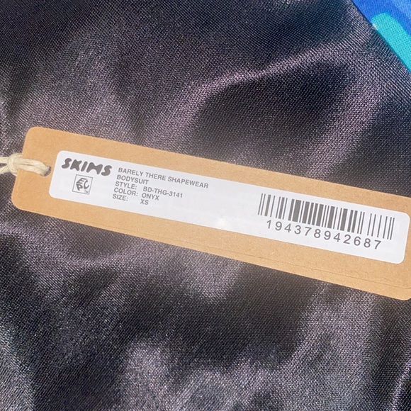 Nwt skims , I can bedazzle - Picture 3 of 6